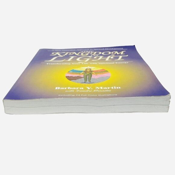 RARE SIGNED Vintage 2000 The Kingdom of Light Barbara Y Martin PB Illustrated - Picture 11 of 15